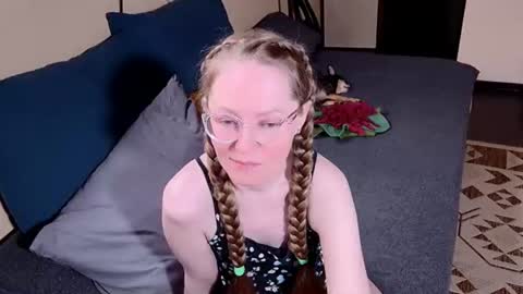    online show from 17, 6, 2026