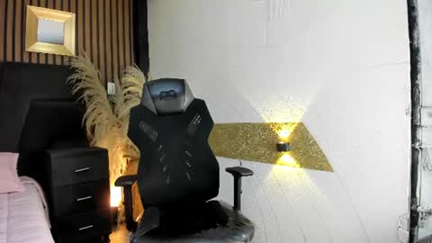 3X NAXAA online show from 9, 6, 2026