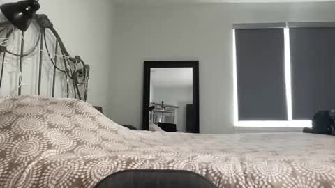 KC420Couple online show from 17, 5, 2026
