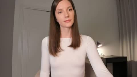 Anna online show from 9, 7, 2026
