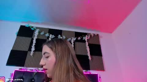 Annie Andrick online show from 15, 6, 2026
