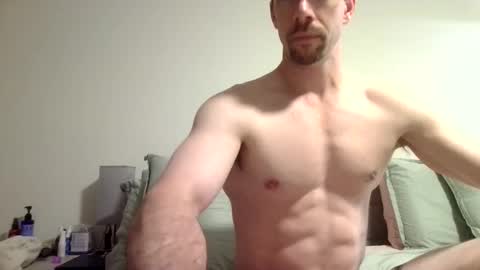 Snapshot of _b_h_c_ chatting on 7, 6, 2026 _b_h_c_ online show from 7, 6, 2026