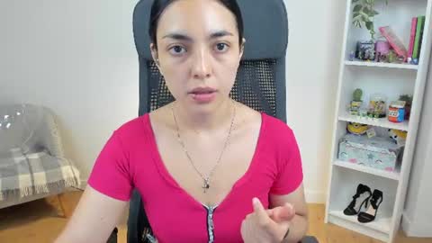 Bella Evans online show from 16, 6, 2026
