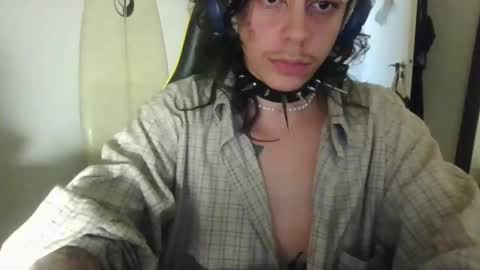 Snapshot of _besta chatting on 11, 12, 2024 _besta online show from 11, 12, 2024