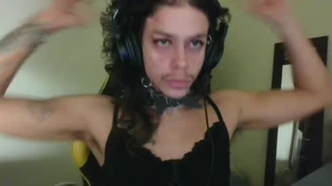 Snapshot of _besta chatting on 21, 6, 2026 _besta online show from 21, 6, 2026
