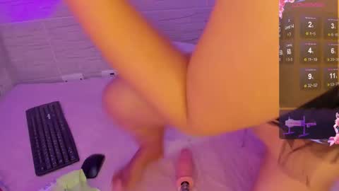 Snapshot of _carla_01 chatting on 19, 12, 2024 carla online show from 19, 12, 2024