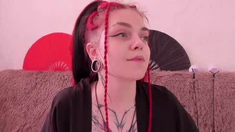 Snapshot of _caroline_coy chatting on 22, 5, 2026 Caroline online show from 22, 5, 2026