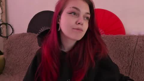 Snapshot of _caroline_coy chatting on 29, 5, 2026 Caroline online show from 29, 5, 2026