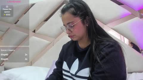 Caroline Sweet online show from 14, 12, 2024