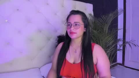 Caroline Sweet online show from 8, 1, 2025