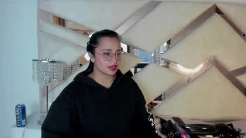 Caroline Sweet online show from 10, 1, 2025