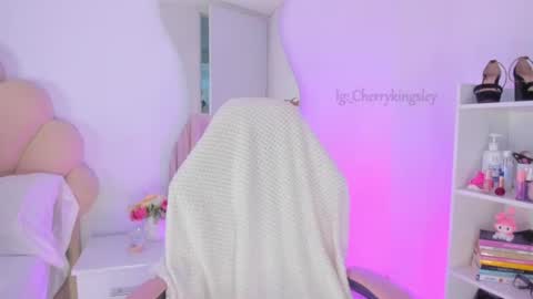 Cherrykingsley online show from 13, 6, 2026