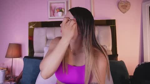 Isabella online show from 26, 5, 2026
