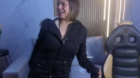 _kitten_1 online show from 27, 5, 2026