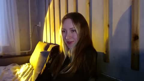    online show from 13, 7, 2026