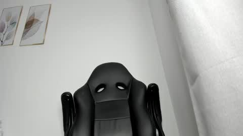 _molly_rosse_ online show from 29, 5, 2026