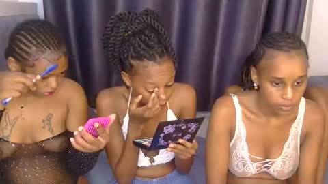  Roxxana online show from 6, 6, 2026
