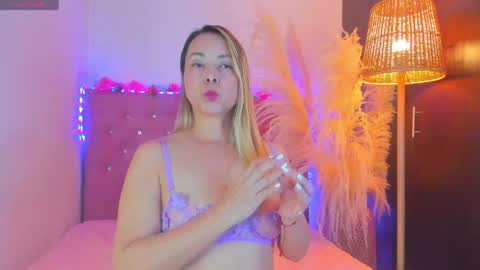 Snapshot of _sexbunny_ chatting on 1, 6, 2026 _sexbunny_ online show from 1, 6, 2026