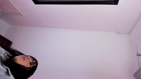 _valeria_saenz_ online show from 14, 6, 2026