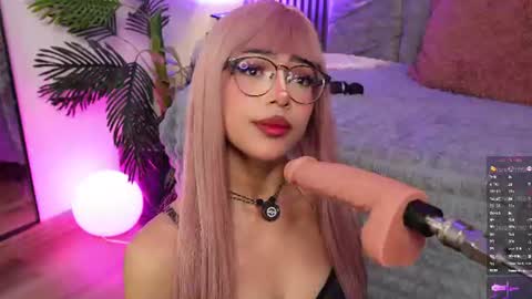   online show from 22, 6, 2026