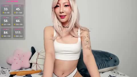 Mia online show from 9, 6, 2026