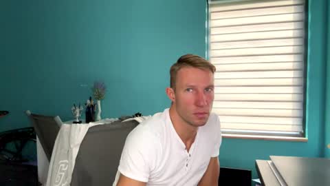 Snapshot of aann69 chatting on 21, 7, 2026 aann69 online show from 21, 7, 2026