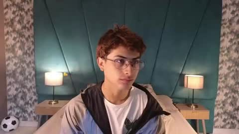 Aaron Ezequiel online show from 12, 7, 2026