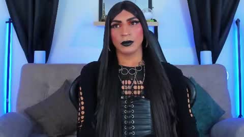 Abbigail Fuster  online show from 18, 6, 2026