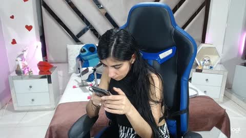 abby sexyxx online show from 1, 2, 2025