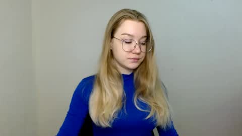 Snapshot of abbymoore__ chatting on 30, 5, 2026 Abby Lovense is active online show from 30, 5, 2026