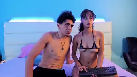 Abril and Julian online show from 13, 6, 2026