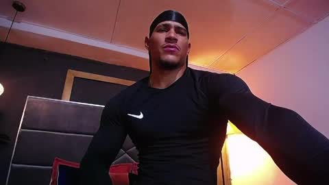 adam_fit19cm online show from 6, 5, 2026