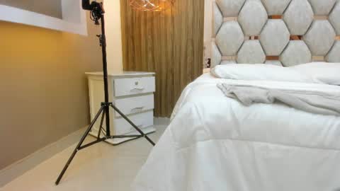 Adams Bobby online show from 20, 6, 2026
