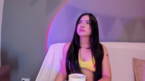  Adara Johnson  online show from 17, 6, 2026