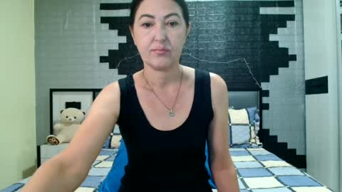AdaVeraa online show from 25, 6, 2026