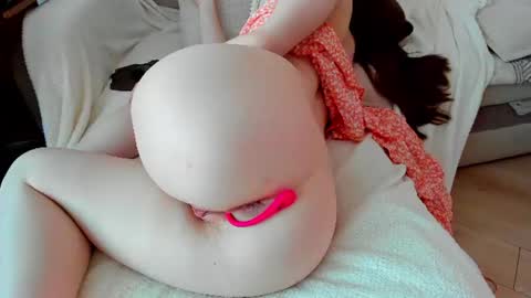 Amy online show from 25, 6, 2026