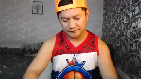 adorableasianboy online show from 8, 5, 2026