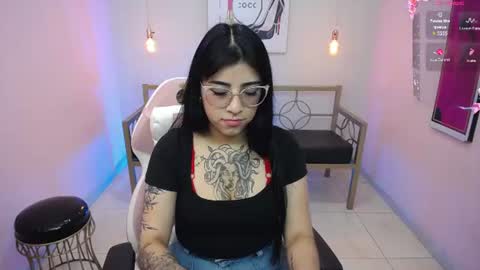 Adri  online show from 13, 6, 2026