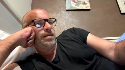 Snapshot of adrienfromparis chatting on 30, 4, 2026 adrienfromparis online show from 30, 4, 2026