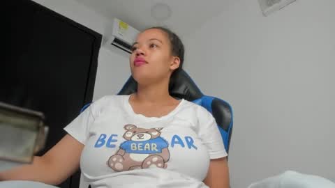 A G A T A  online show from 11, 6, 2026