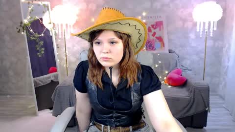 agathaagnia online show from 17, 5, 2026