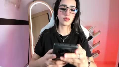 Snapshot of agathablair4 chatting on 19, 7, 2026 agathablair4 online show from 19, 7, 2026