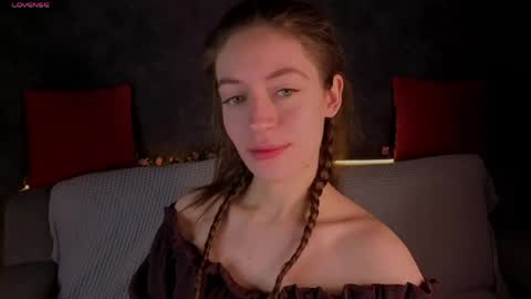 agnes wells online show from 11, 5, 2026