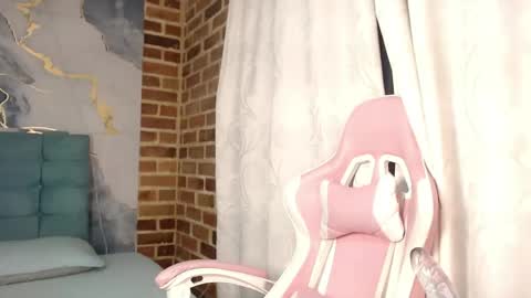 Ailyn online show from 26, 5, 2026