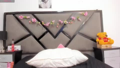 Kira online show from 11, 6, 2026