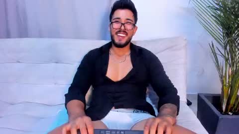 Snapshot of alan_greek_1 chatting on 6, 7, 2026 Alan greek online show from 6, 7, 2026
