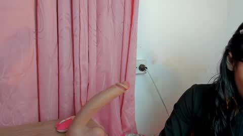 ALANA Please follow me  online show from 28, 5, 2026