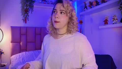 albaandthayron online show from 4, 7, 2026