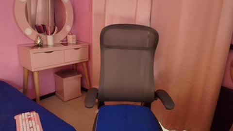 aldana_stone online show from 21, 6, 2026