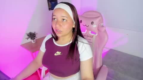 Alejandra  online show from 20, 6, 2026